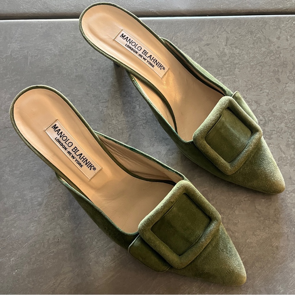 Manolo Blahnik Green Suede Vintage Maysale Mules